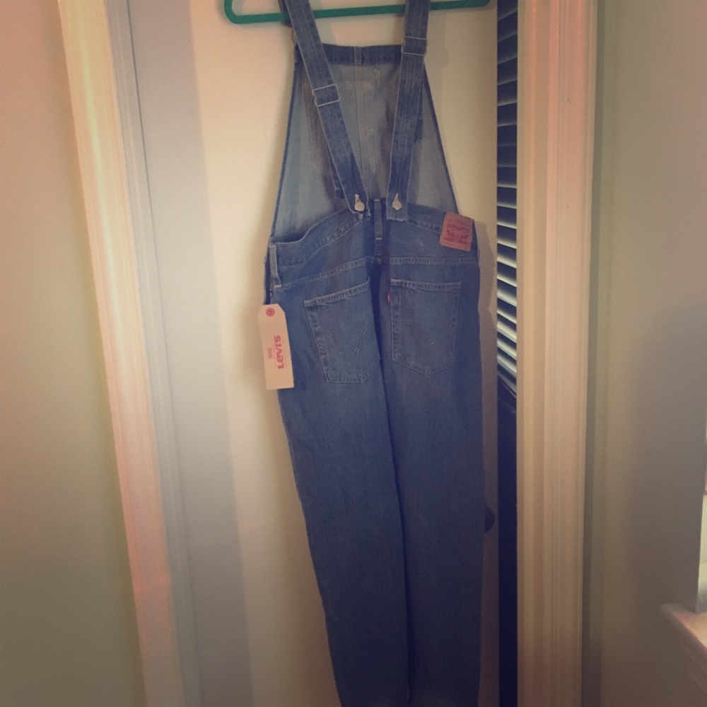Levis Overalls brand new